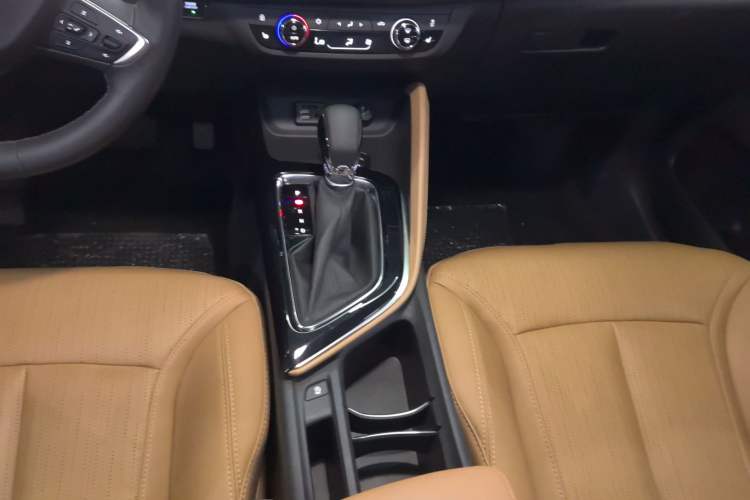 Used Buick GL6 2021 323T Mild Hybrid Connect Luxury Model