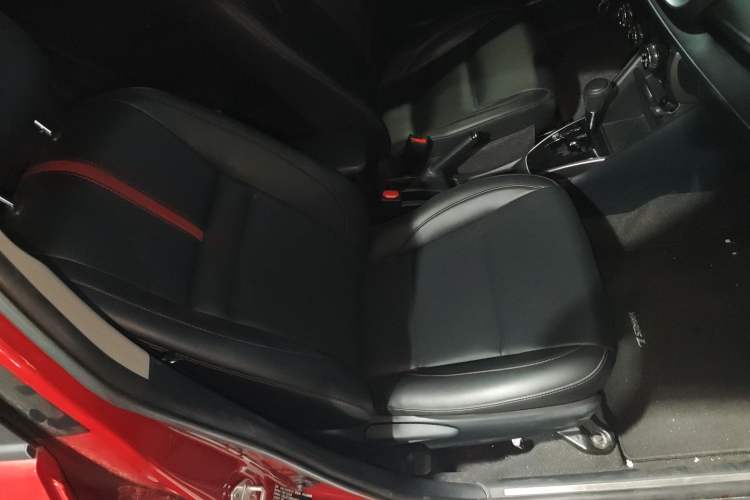 Used Toyota YARiS L Zhi Xuan 2021 X-Trail 1.5L CVT Luxury Edition