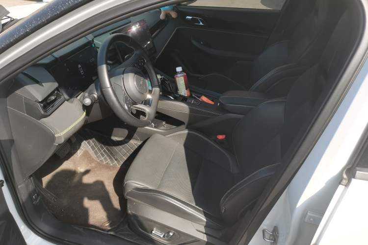 Used Lynk & Co 03 2023 2.0TD DCT JingPro
