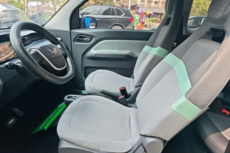 Used Wuling Hongguang MINIEV 2021 Macaron Fashion Model Lithium Iron Phosphate