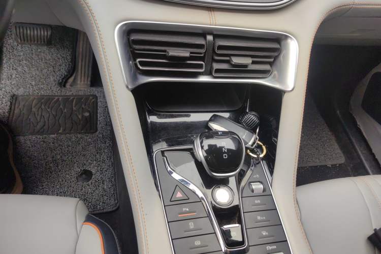 Used BYD Song PLUS New Energy 2021 EV Deluxe Model Gear Lever