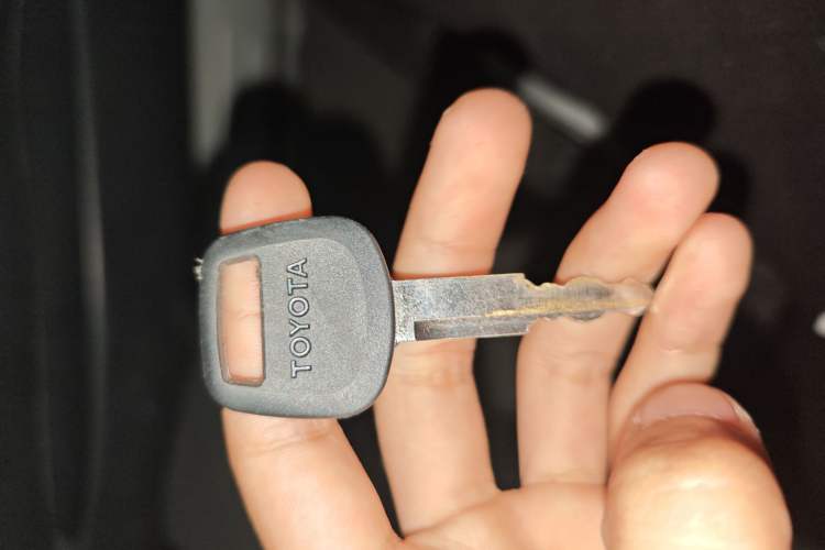 Used Jinbei Hiace 2014 2.0L 5th Generation Kuaiyunwang Business Version 4G20B
