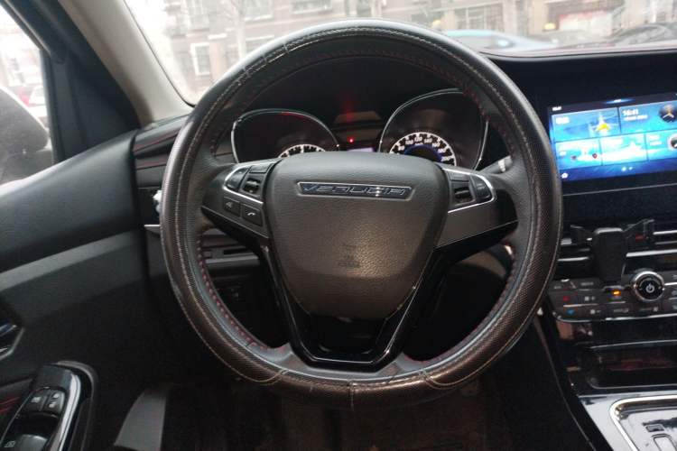 Used Venucia T70 2018 2.0L CVT Smart Enjoyment Version Steering Wheel