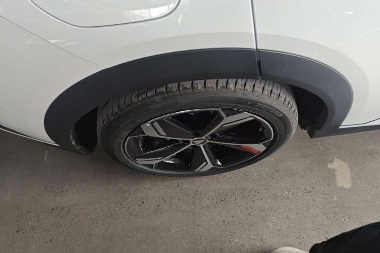 Used Deepal S07 2026 230Ultra with Huawei Qiankun ADS SE Edition Exterior 5