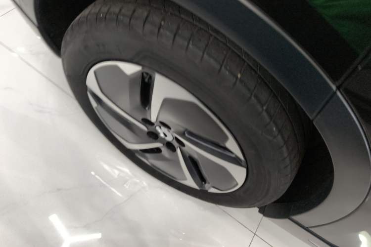 Used Nio ES6 2023 75 kWh Right Rear Wheel Hub