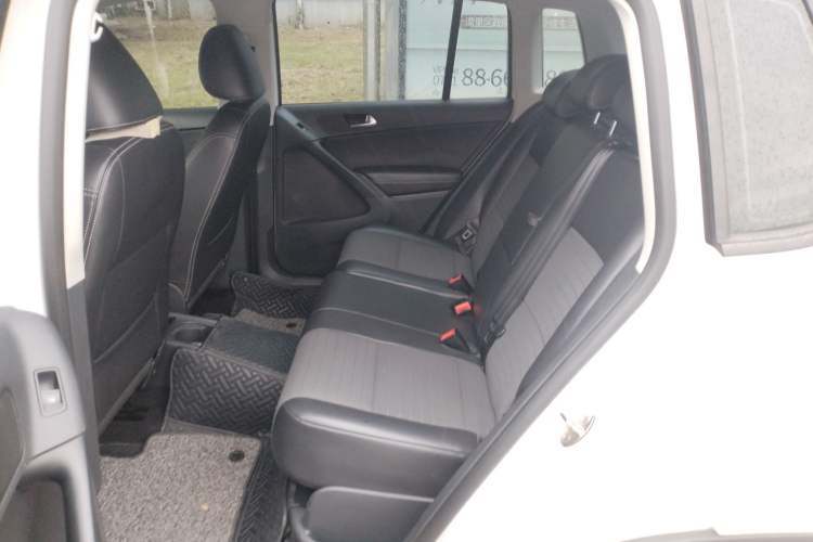 Used Volkswagen Tiguan L 2016 300TSI Automatic Two-Wheel Drive Trend Edition