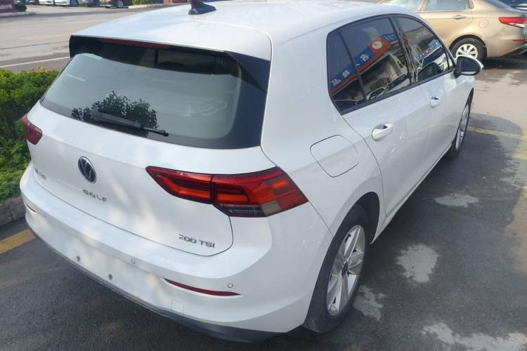 Used Volkswagen Golf 2023 200TSI DSG Rear Right 45 Deg