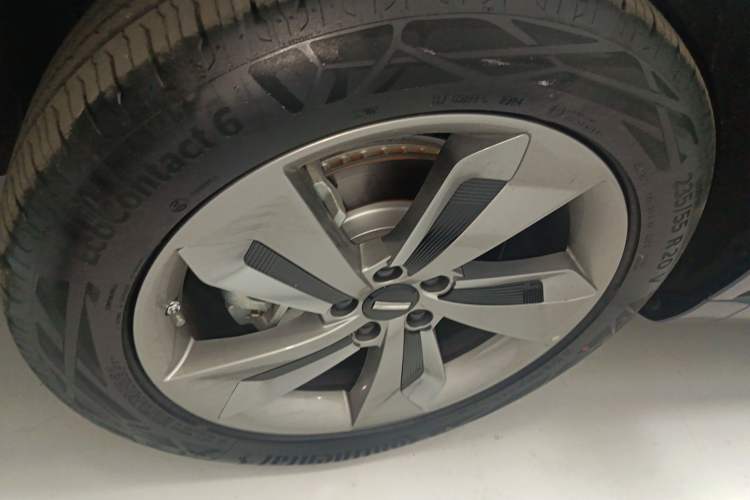 Used Wey Mocha New Energy 2024 Hi4 Four-Wheel Drive Long-Range Version
