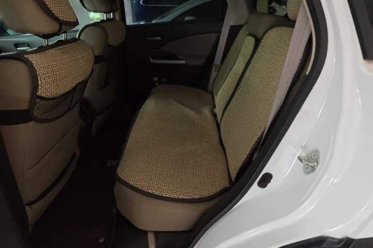 Used Honda CR-V 2013 2.4L four-wheel drive luxury version Left Rear Seat