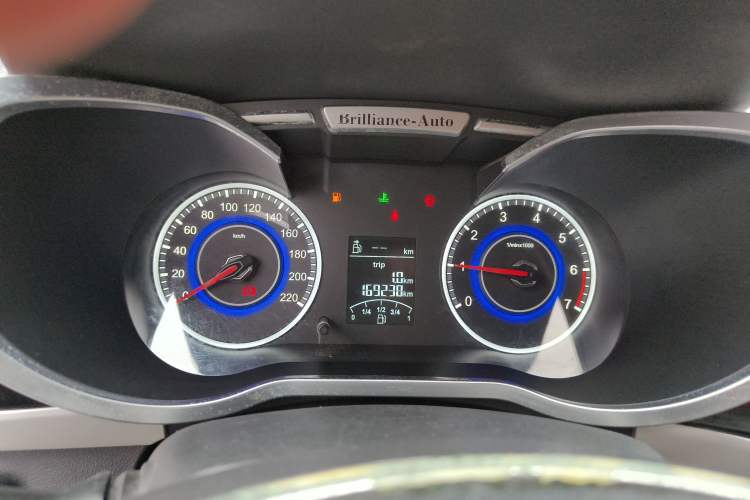 Used Brilliance V3 2015 1.5L Manual Elite Model