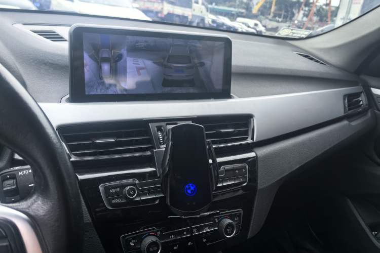 Used BMW X1 2016 sDrive18Li Premium Edition