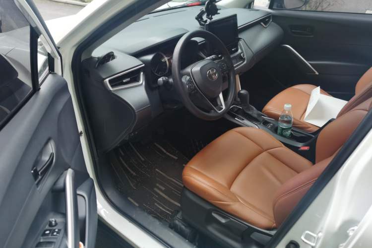 Used Toyota FRONTLANDER 2022 2.0L CVT Leading Edition Driver Seat