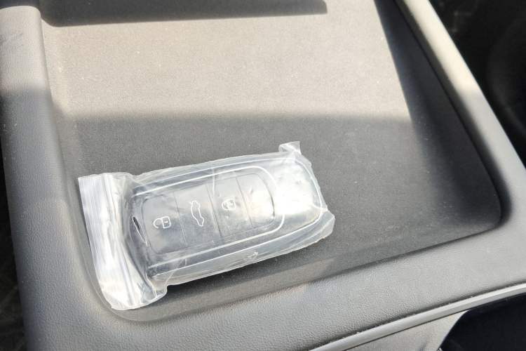 Used Chery Tiggo 7 C-DM 2025 1.5T 120KM Luxury Trim Vehicle Key