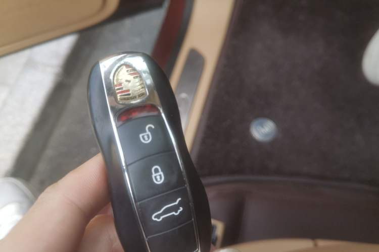 Used Porsche Cayenne 2011 Cayenne S 4.8L
