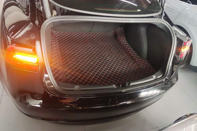 Used Tesla Model 3 2022 Rear-Wheel-Drive Version