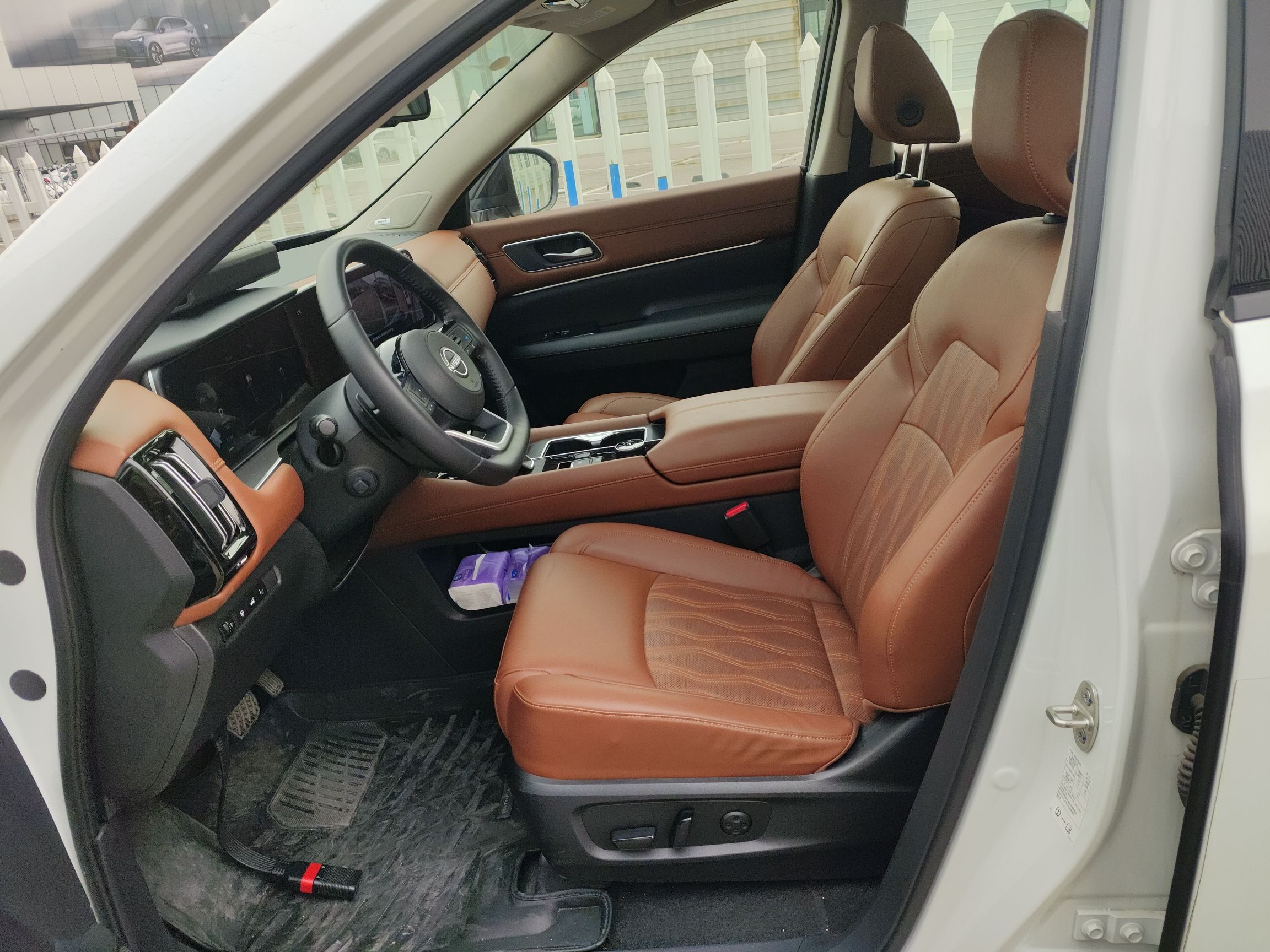 Переднее сиденье в автомобиле