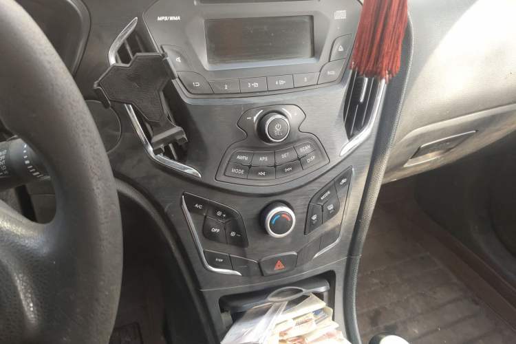 Used GAC Trumpchi GA3S Vision 2014 1.6L Manual Elite Edition
