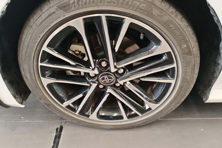 Used Toyota Camry 2024 Dual-Motor 2.0 HG Premium Edition