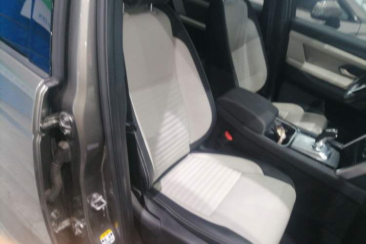 Used Land Rover Discovery Sport 2022 Revised Version 249 PS Metropolitan Edition
