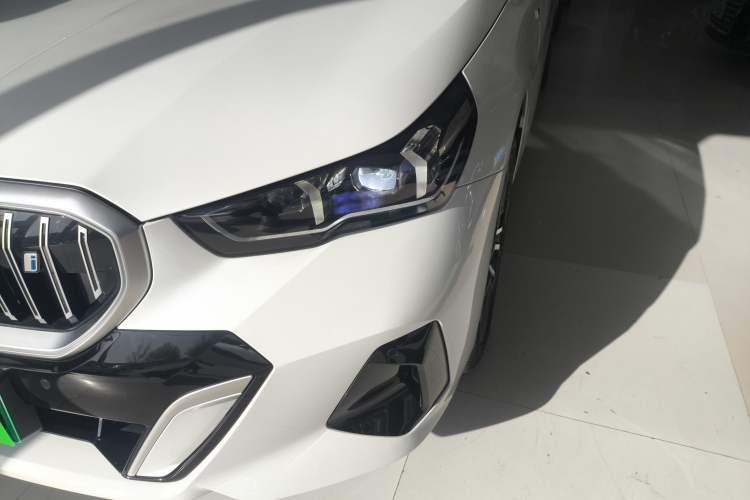 Used BMW i5 2025 eDrive 35L M Sport Package
