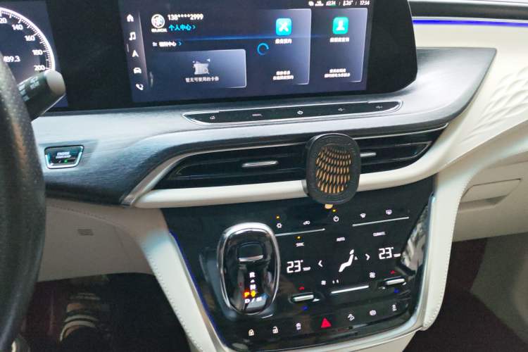 Used Buick GL8 2022 Avenir Aivia Six-Seat Deluxe Edition