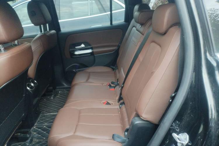 Used Mercedes-Benz GLB 2022 GLB 220 Fashion Model Left Rear Seat