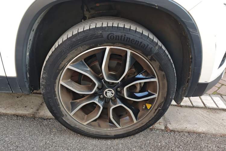 Used Skoda Kodiaq 2017 TSI330 7-Seater Two-Wheel-Drive Luxury Edition
