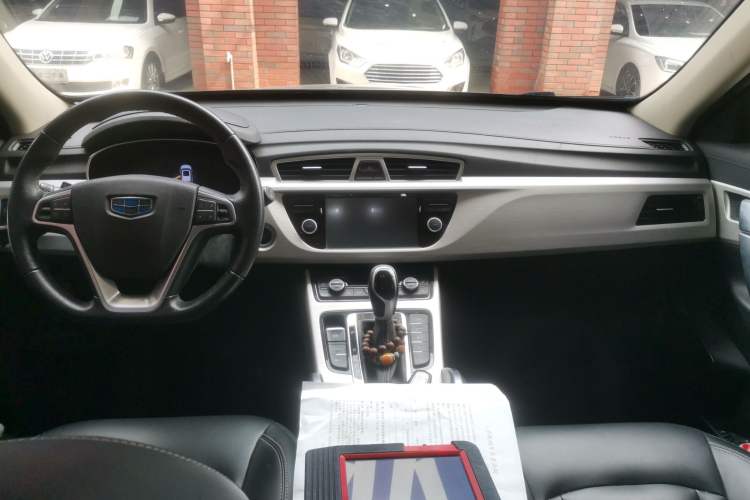 Used Geely Auto Emgrand X7 Sport 2018 1.8TD Automatic Two-Wheel Drive Smart Connect 4G Internet Edition