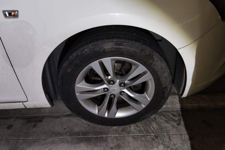 Used Chevrolet Cruze 2015 1.5L Classic SE MT