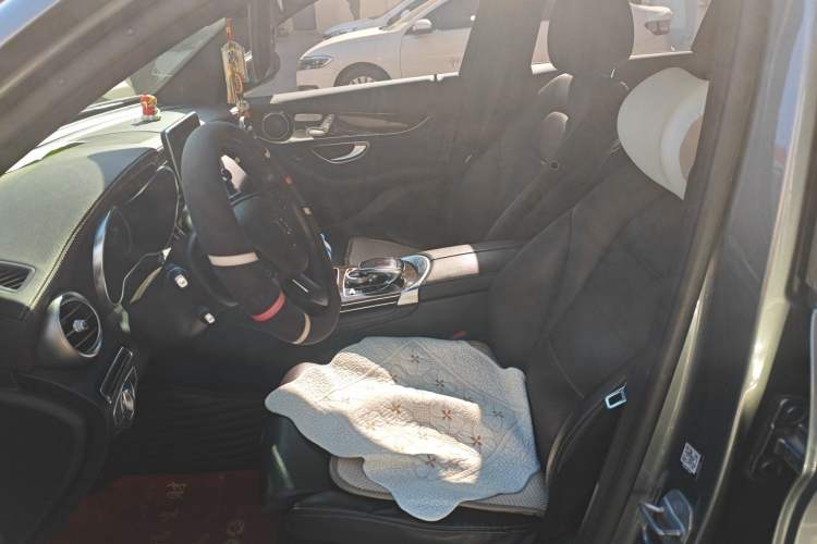 Used Mercedes-Benz GLC 2017 GLC 260 4MATIC Dynamic Edition
