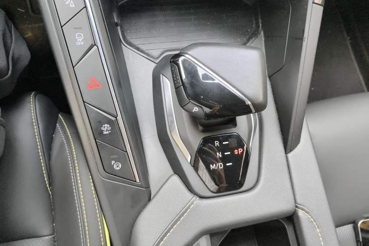 Used Lynk & Co 06 2023 Remix 1.5T Dynamic Halo