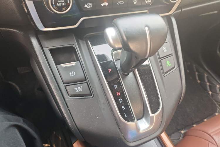 Used Honda CR-V 2021 240TURBO CVT 2WD Fashion Edition
