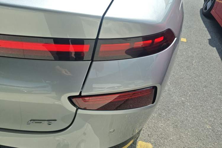 Used XPeng P7 2020 670E
