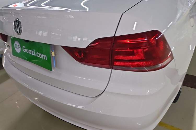 Used Volkswagen Santana 2018 1.5L Manual Fashion Edition Right Rear Taillight