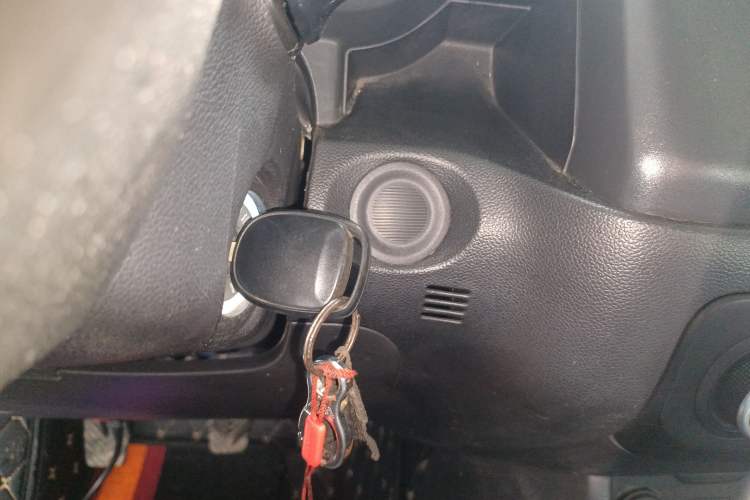 Used CHANGAN OSHAN X70A 2020 1.5L Manual Base Version