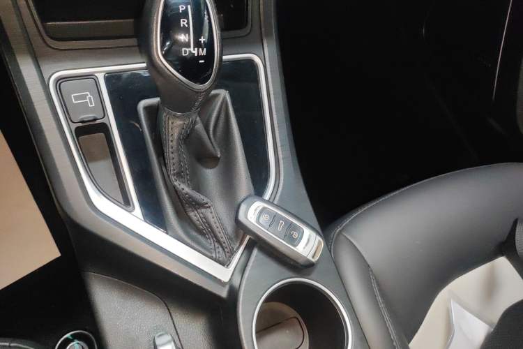 Used Geely Auto Vision 2020 1.5L CVT Asian Games Edition Gear Lever