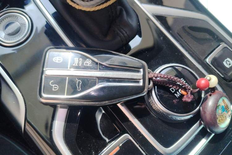 Used Hongqi HS5 2022 Revised Version 2.0T Smart Connect Flagship Edition