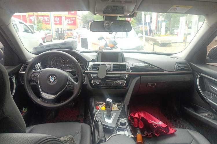 Used BMW 3 Series 2017 320Li Fashion Model
