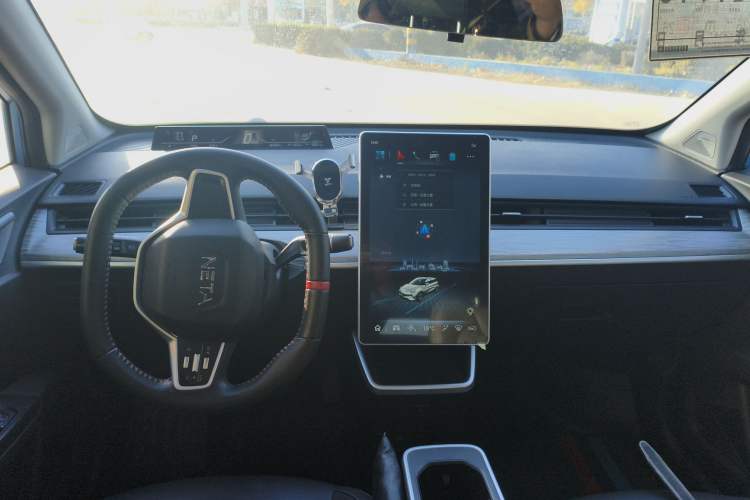 Used NETA V 2022 Chao 300 Industry Edition