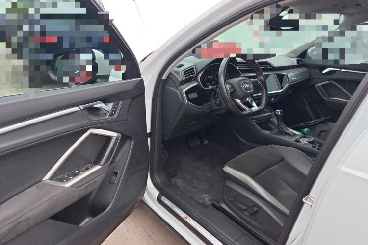 Used Audi Q3 2020 40 TFSI Fashion Dynamic Model
