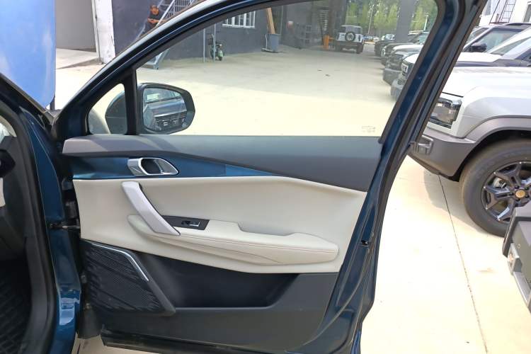 Used Lynk & Co 06 2020 1.5T YAO Halo