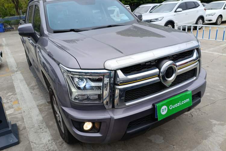 Used Great Wall King Kong Poer 2023 2.0T Automatic Diesel Two-Wheel-Drive Elite Version Flatbed GW4D20M Front Right 45 Deg