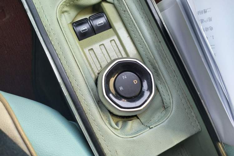 Used Geely Galaxy Panda 2023 Panda Mini 200km Endurance Bear
