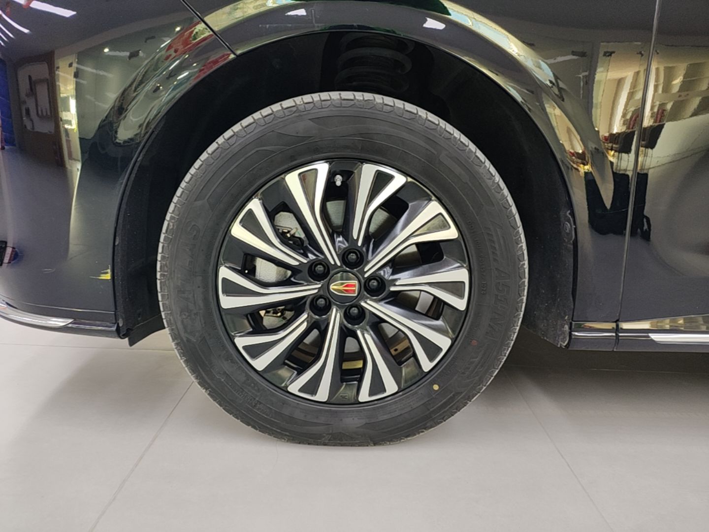 Hongqi HQ9 2024 2.0T Business Edition - Official — снимка 10