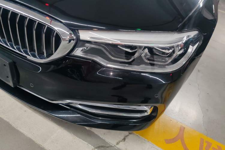 Used BMW 5 Series 2018 Facelifted 530Li Luxury Edition Premium Package
