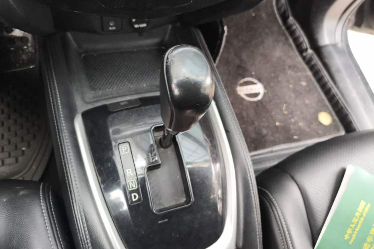 Used Nissan X-Trail 2014 2.0L CVT Smart Edition 2WD
