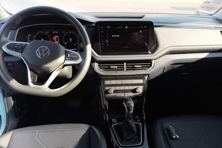 Used Volkswagen Tharu 2025 NewRui 300TSI Prestige Edition