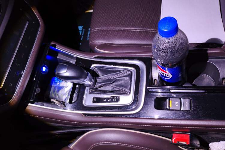 Used CHANGAN Raeton CC 2018 1.5T Automatic Zunya Model China V Standard
