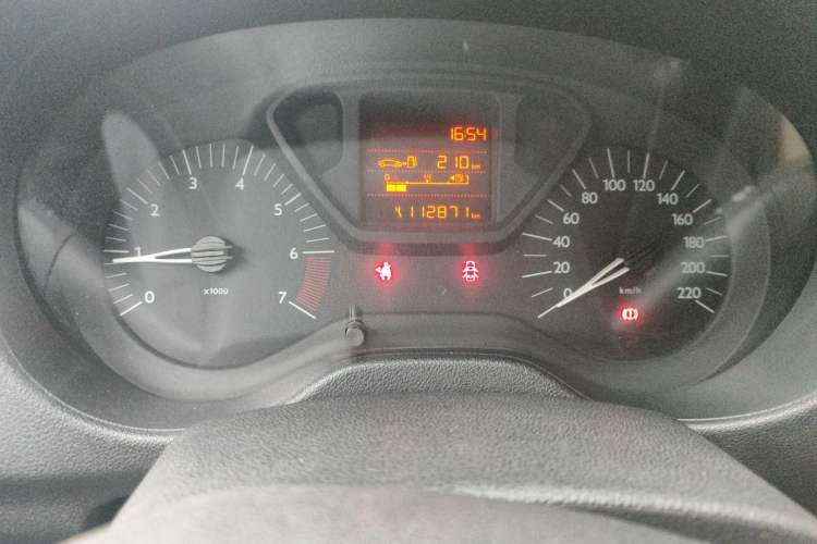 Used Citroen Elysee 2014 1.6L Manual Fashion Edition
