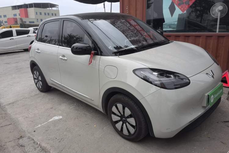 Used Wuling Bingo 2024 333 km Enjoyment Version Front Right 45 Deg